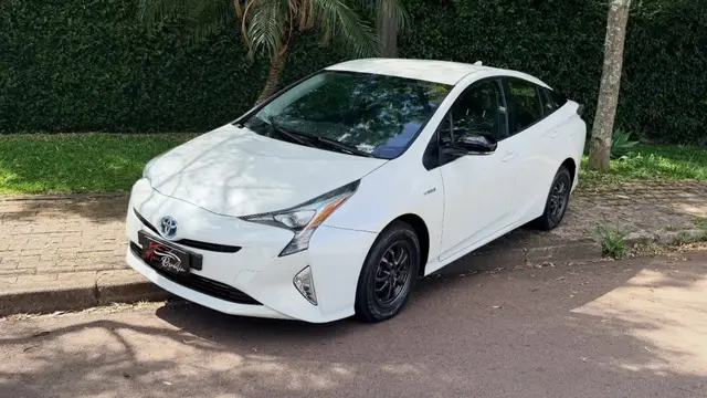 Carro Toyota Prius 2018 Hybrid 1.8 16V 5p (Aut)