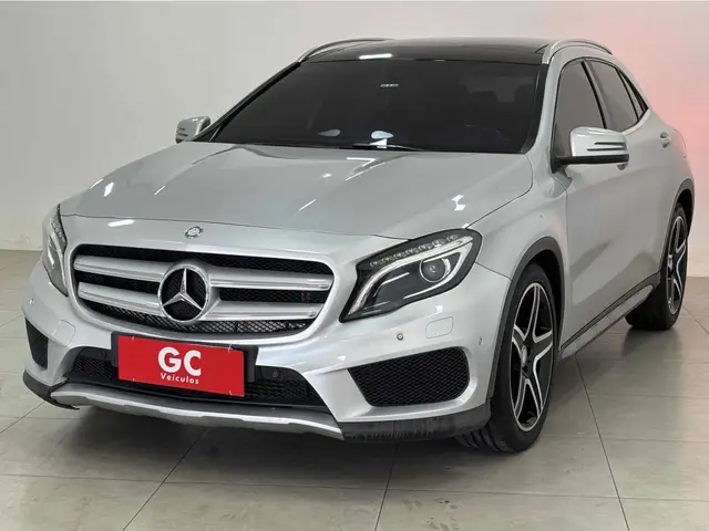 Carro Mercedes-Benz GLA 250  2015 GLA 250 Sport