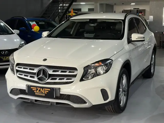Carro Mercedes-Benz GLA 200 2018 GLA 200 1.6 Style