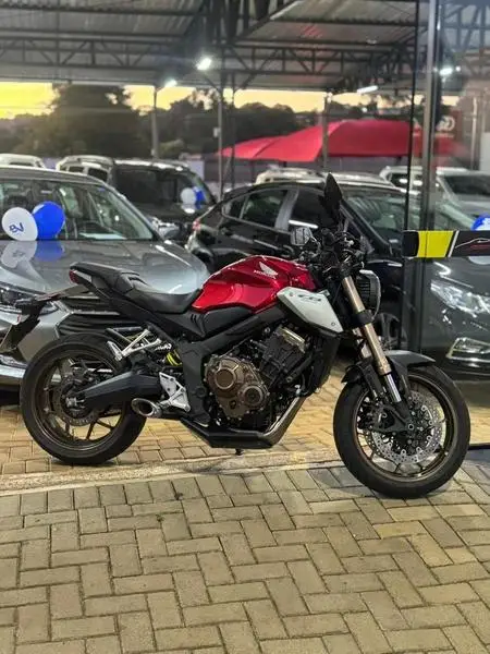 Moto Honda CB 650R 2022 (ABS)