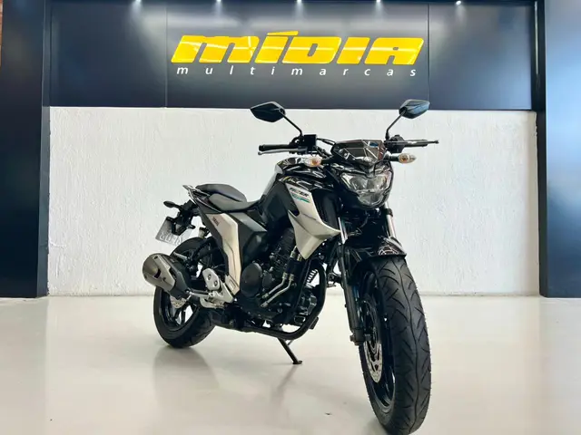 Moto Yamaha YS 250 Fazer 2021 ABS