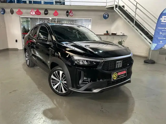 Carro Fiat Fastback 2025 Audace T200 Hybrid