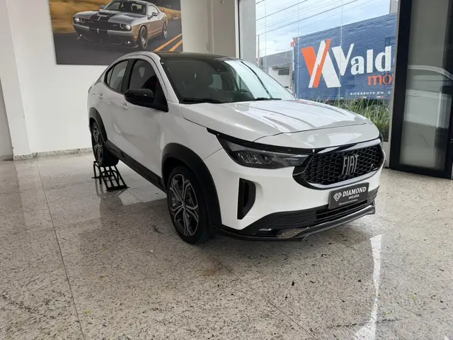 Carro Fiat Fastback 2024 Impetus