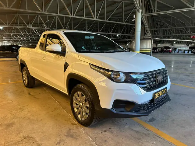 Carro Fiat Strada 2023 Freedom 1.3 CS Plus (Flex)