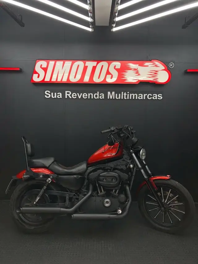 Moto Harley-Davidson Xl 883 2013 N IRON