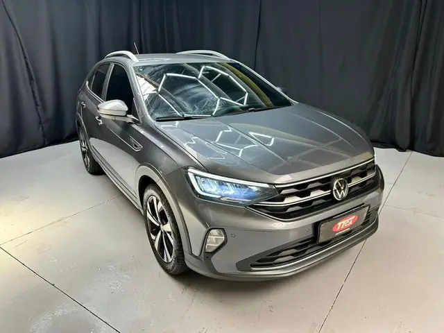Carro Volkswagen Nivus 2023 Highline 200 TSI