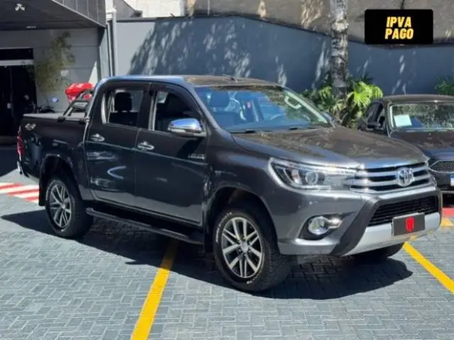 Carro Toyota Hilux Cabine Dupla 2016 Hilux 2.8 TDI SRX CD 4x4 (Aut)