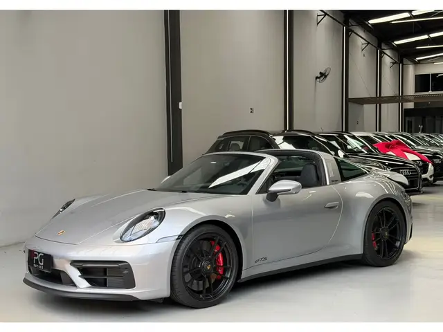 Carro Porsche 911 2024 Targa 4 GTS 3.0