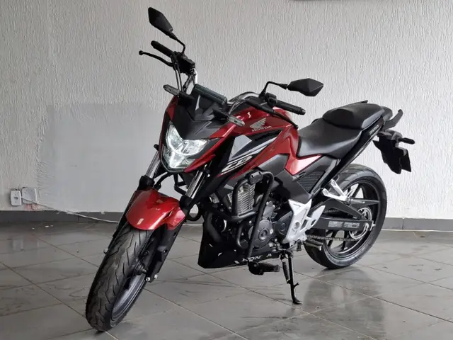 Moto Honda CB 300F Twister 2025 (ABS)
