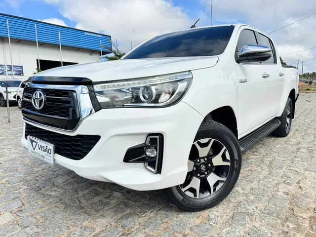 Carro Toyota Hilux Cabine Dupla 2019 Hilux 2.8 TDI SRX CD 4x4 (Aut)