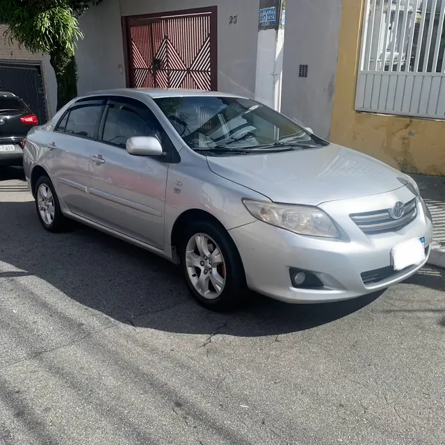 Carro Toyota Corolla 2011 Sedan GLi 1.8 16V (flex)