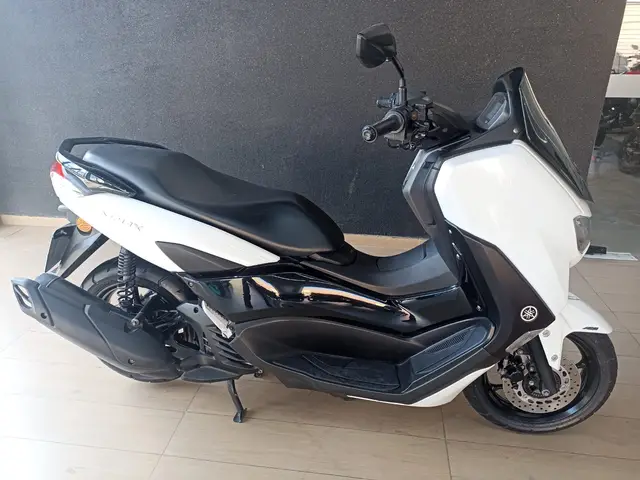 Moto Yamaha NMax 2022 160 ABS