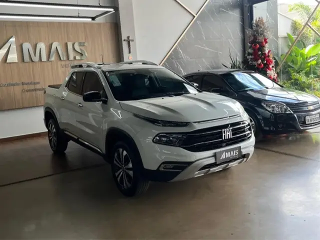 Carro Fiat Toro 2023 Volcano 1.3