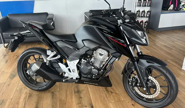 Moto Honda CB 300F Twister 2023 (ABS)