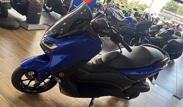 Moto Yamaha NMax 2024 Connected 160 ABS