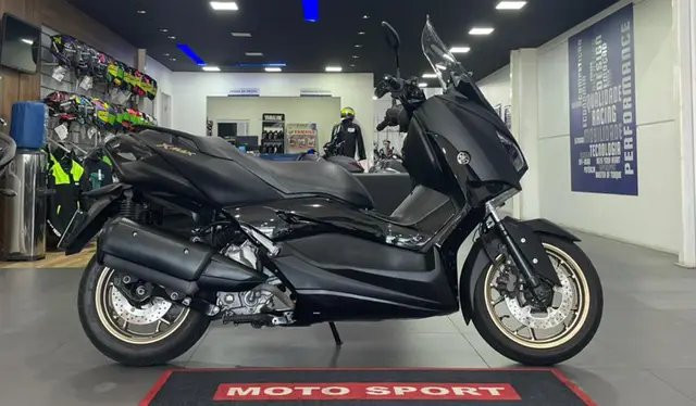 Moto Yamaha XMax 2021 250 (ABS)