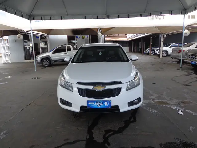 Carro Chevrolet Cruze 2013 LT 1.8 16V Ecotec (Flex)
