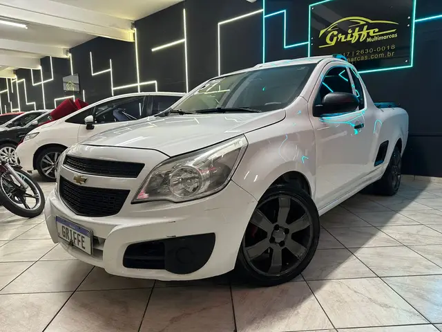 Carro Chevrolet Montana 2021 LS 1.4 (Flex)
