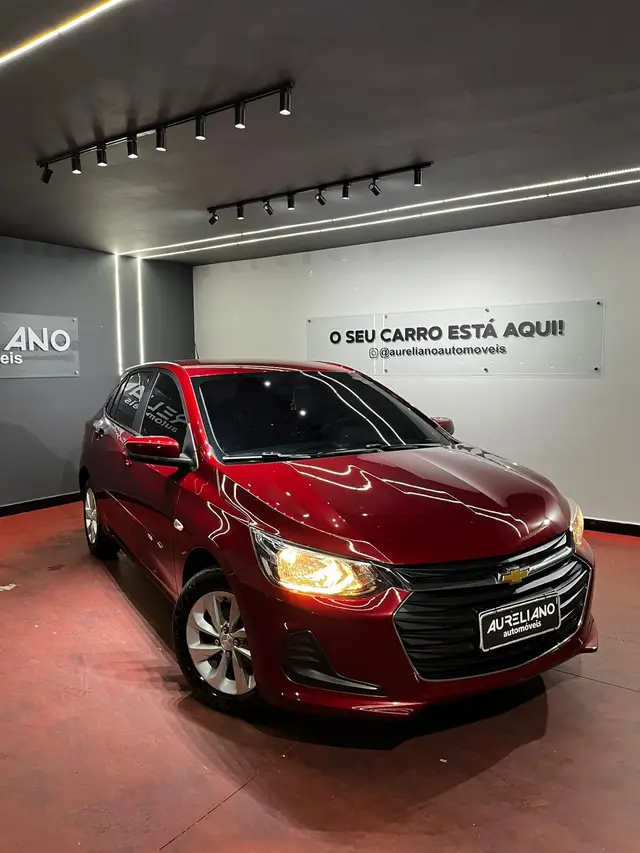 Carro Chevrolet Onix 2023 LT 1.0