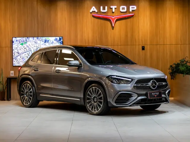 Carro Mercedes-Benz GLA 200 2024 AMG Line 1.3 Turbo (Aut)