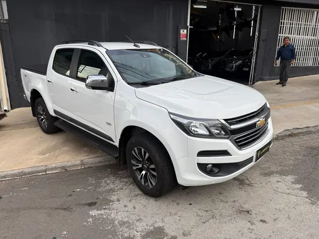 Carro Chevrolet S10 Cabine Dupla 2019 S10 2.8 CTDI LTZ 4WD (Cabine Dupla) (Aut)