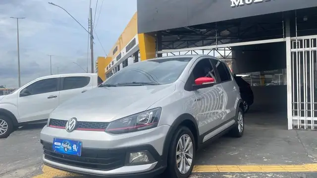 Carro Volkswagen Fox 2018 1.6 16v MSI Pepper I-Motion (Flex)