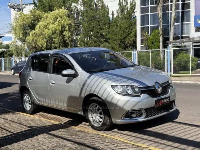 Carro Renault Sandero 2015 Expression 1.6 8V