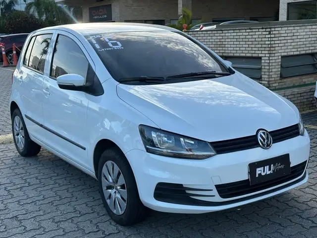 Carro Volkswagen Fox 2016 1.0 MPI Trendline (Flex)