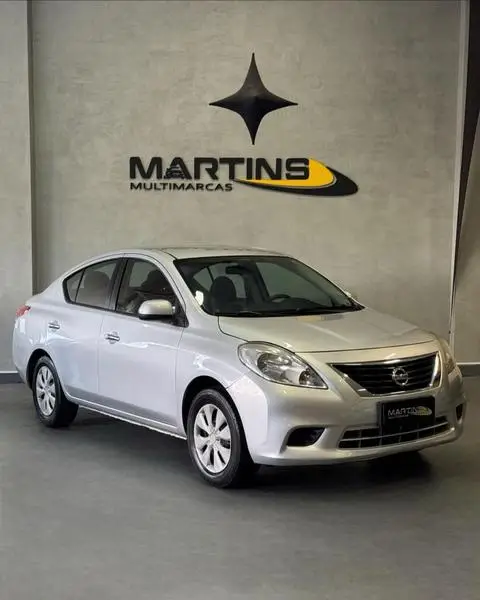 Carro Nissan Versa 2013 1.6 16V SV (Flex)