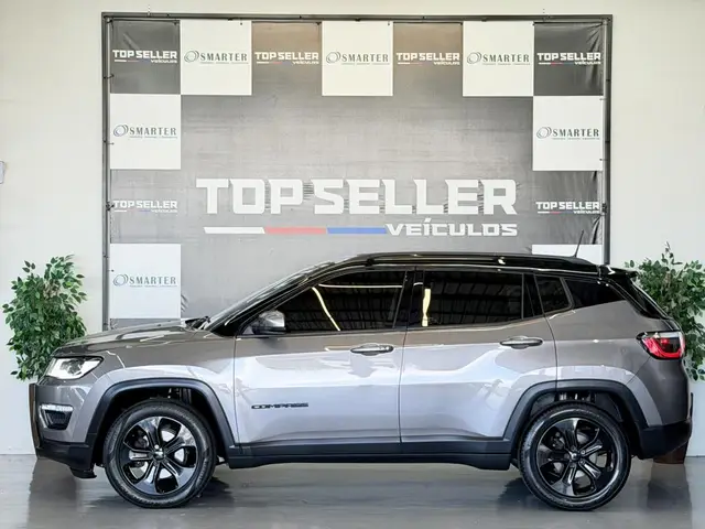 Carro Jeep Compass 2018 2.0 Night Eagle (Aut) (Flex)