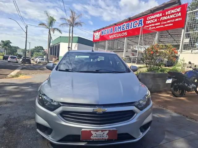 Carro Chevrolet Prisma 2017 1.4 LT SPE/4