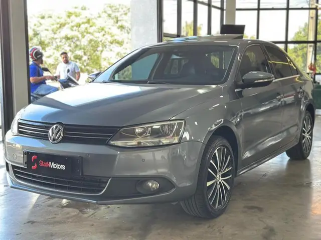 Carro Volkswagen Jetta 2013 2.0 TSI Highline DSG