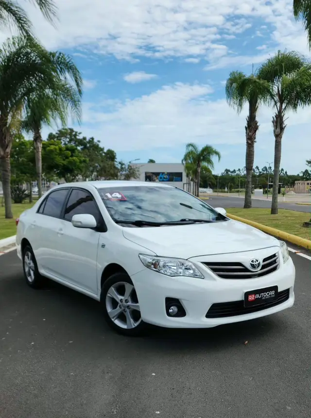 Carro Toyota Corolla 2014 2.0 Dual VVT-i Flex XEi Multi-Drive S