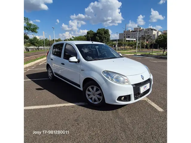 Carro Renault Sandero 2013 Expression 1.6 8V (flex)