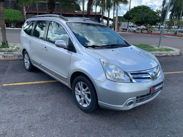 Carro Nissan Grand Livina 2013 S 1.8 16V (flex)