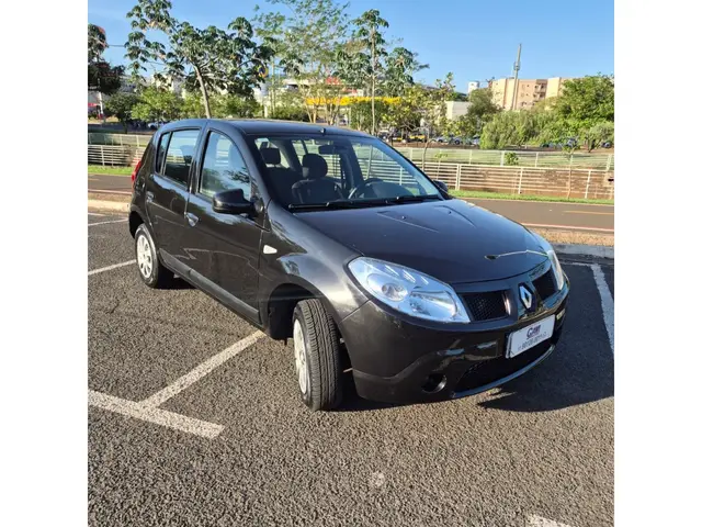 Carro Renault Sandero 2011 Expression 1.0 16V (flex)