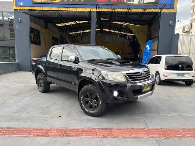 Carro Toyota Hilux Cabine Dupla 2012 Hilux 3.0 TDI 4x4 CD SRV (Aut)