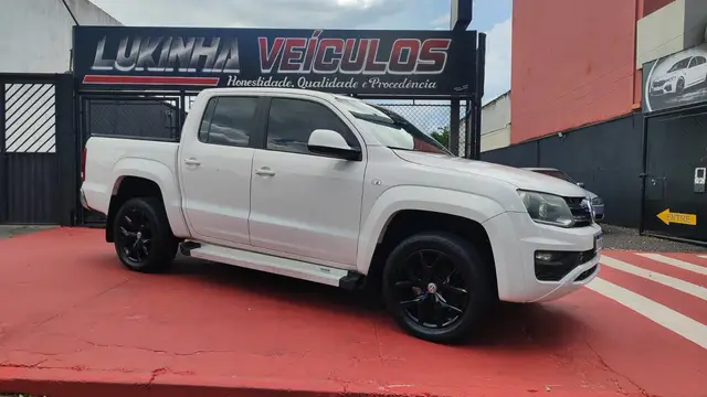 Carro Volkswagen Amarok 2017 2.0 CD 4x4 TDi Trendline (Aut)