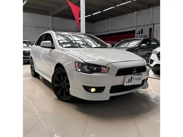 Carro Mitsubishi Lancer 2013 2.0 16V