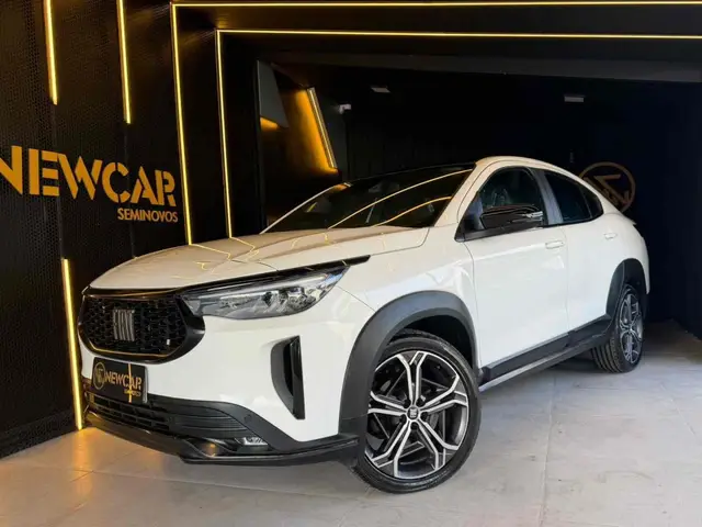 Carro Fiat Fastback 2024 Impetus