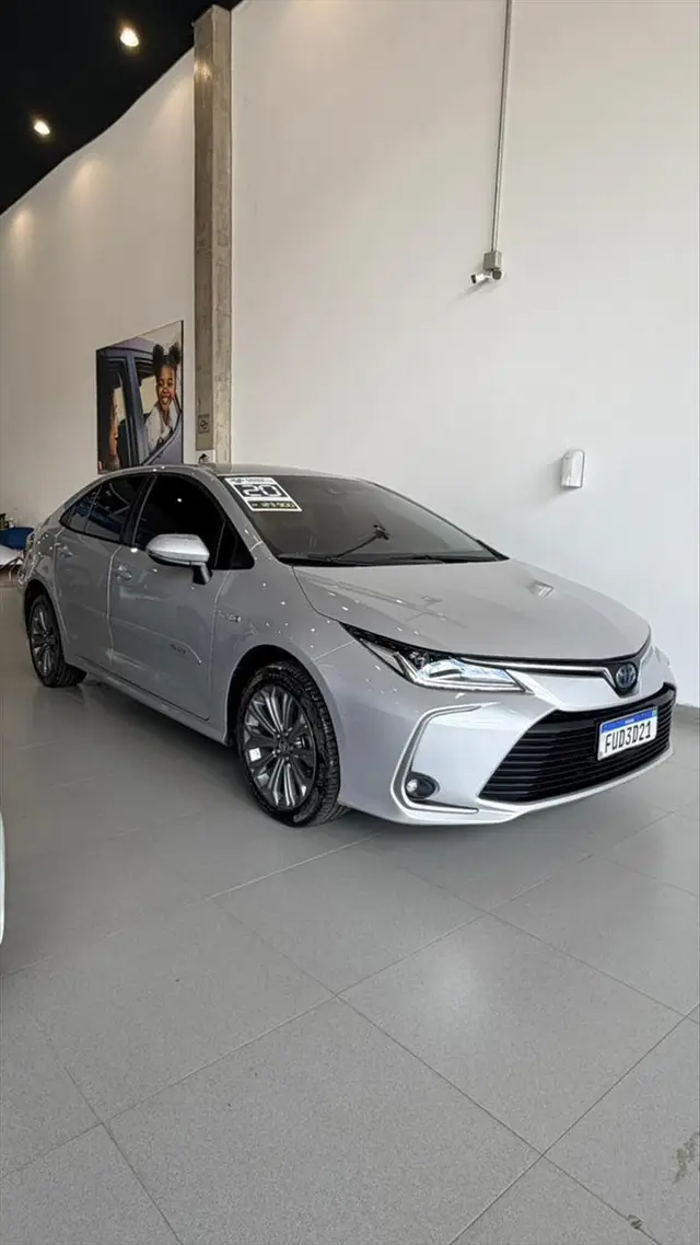 Carro Toyota Corolla 2020 1.8 VVT-I HYBRID FLEX ALTIS CVT
