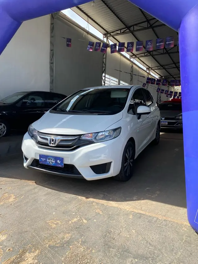 Carro Honda Fit 2015 1.5 16v LX CVT (Flex)