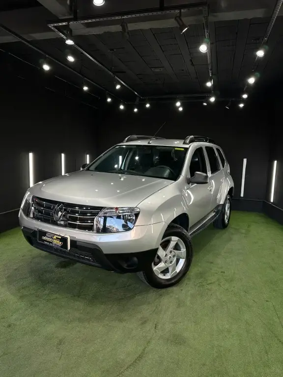 Carro Renault Duster 2015 2.0 16V Dynamique (Flex)