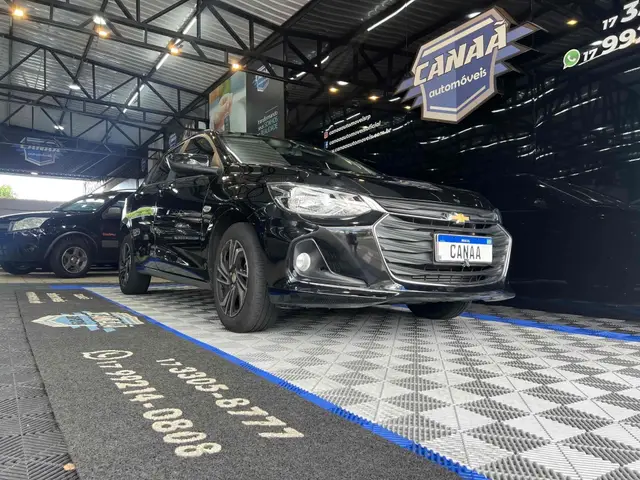 Carro Chevrolet Onix Plus 2024 LT 1.0