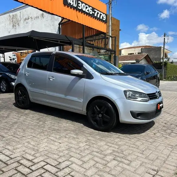 Carro Volkswagen Fox 2013 1.0 TEC (Flex) 2p