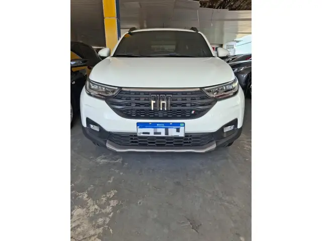 Carro Fiat Strada 2023 Volcano 1.3 CD (Flex)