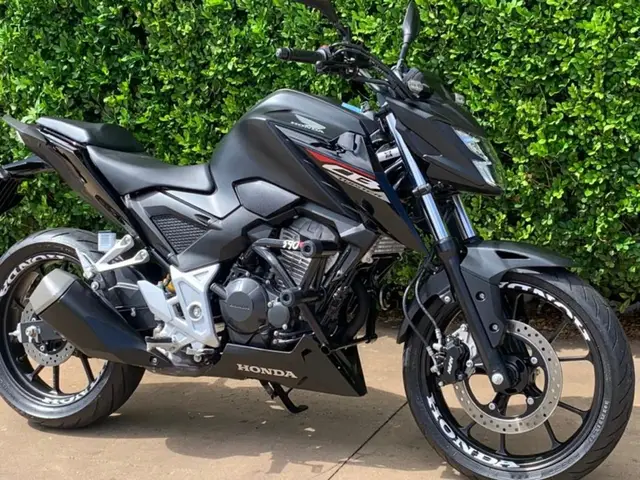 Moto Honda CB 300F Twister 2025 (ABS)