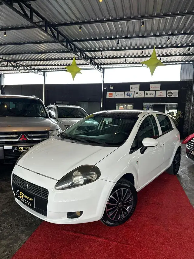 Carro Fiat Doblò 2010 1.4 8V (Flex)
