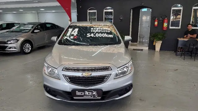 Carro Chevrolet Onix 2014 1.0 LT SPE/4