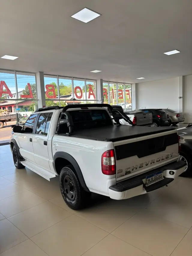 Carro Chevrolet S10 Cabine Dupla 2011 S10 Advantage 4x2 2.4 (Flex) (Cab Dupla)